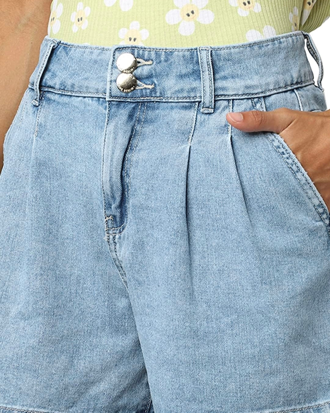 High Waisted Loose Fit Hem Pocket Denim Short