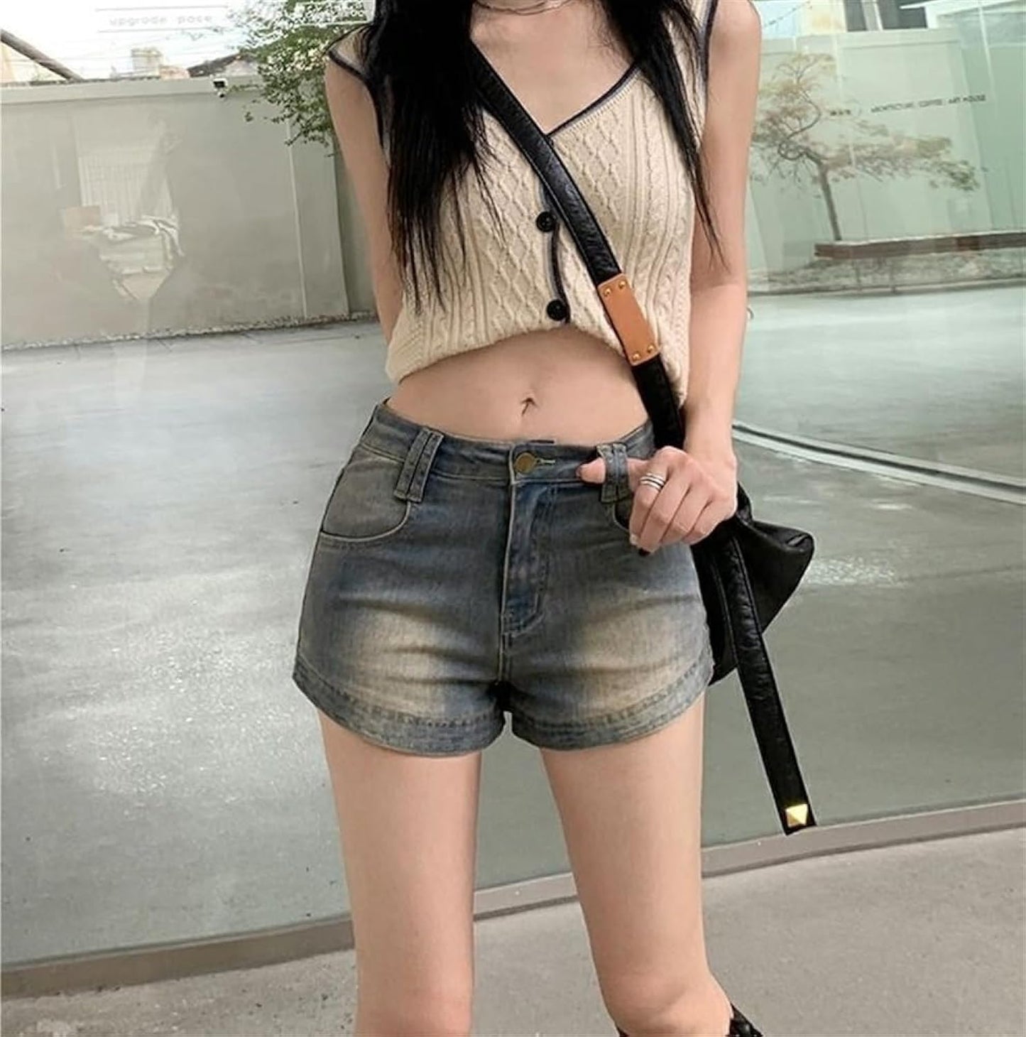 Classic Washed Short Jean